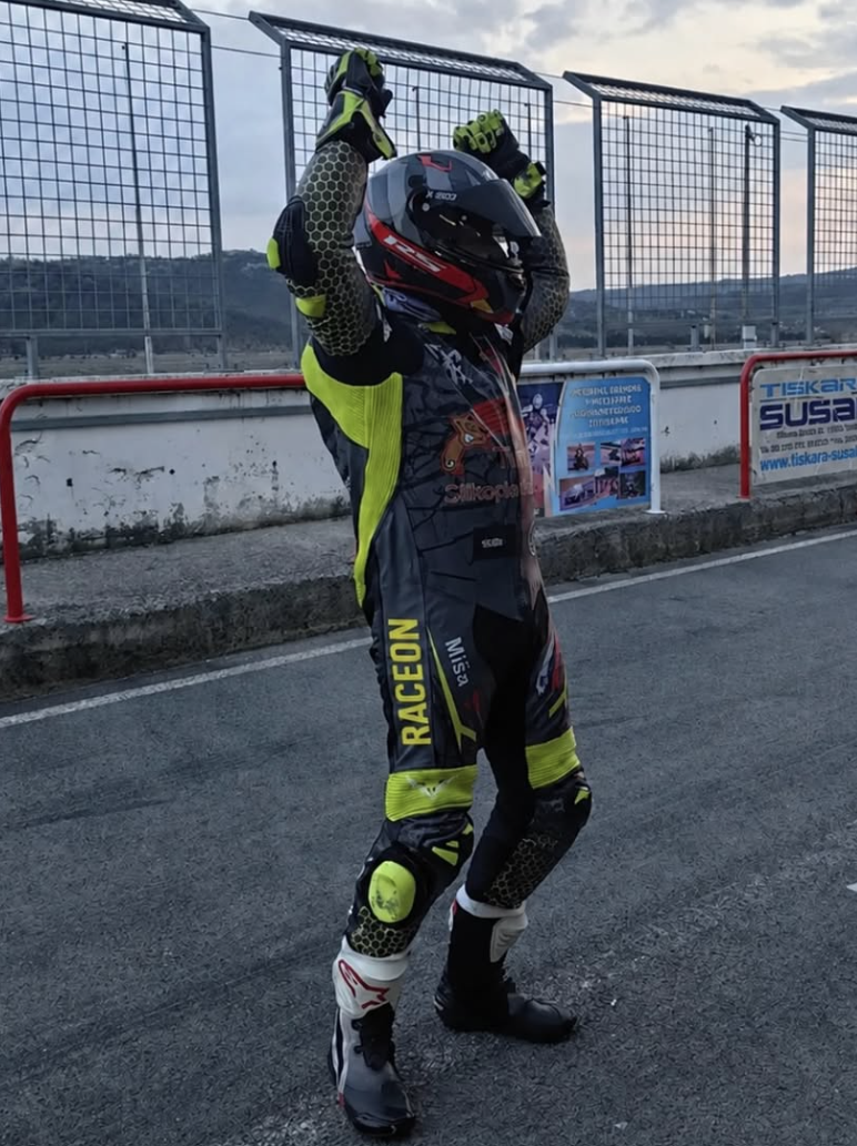 RaceOn Custom Racing Suit